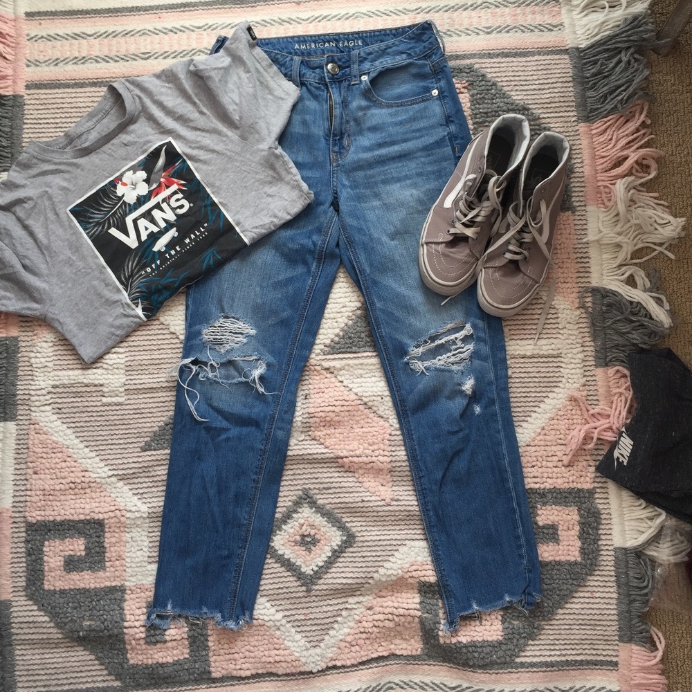 High Waisted Mom jeans <3